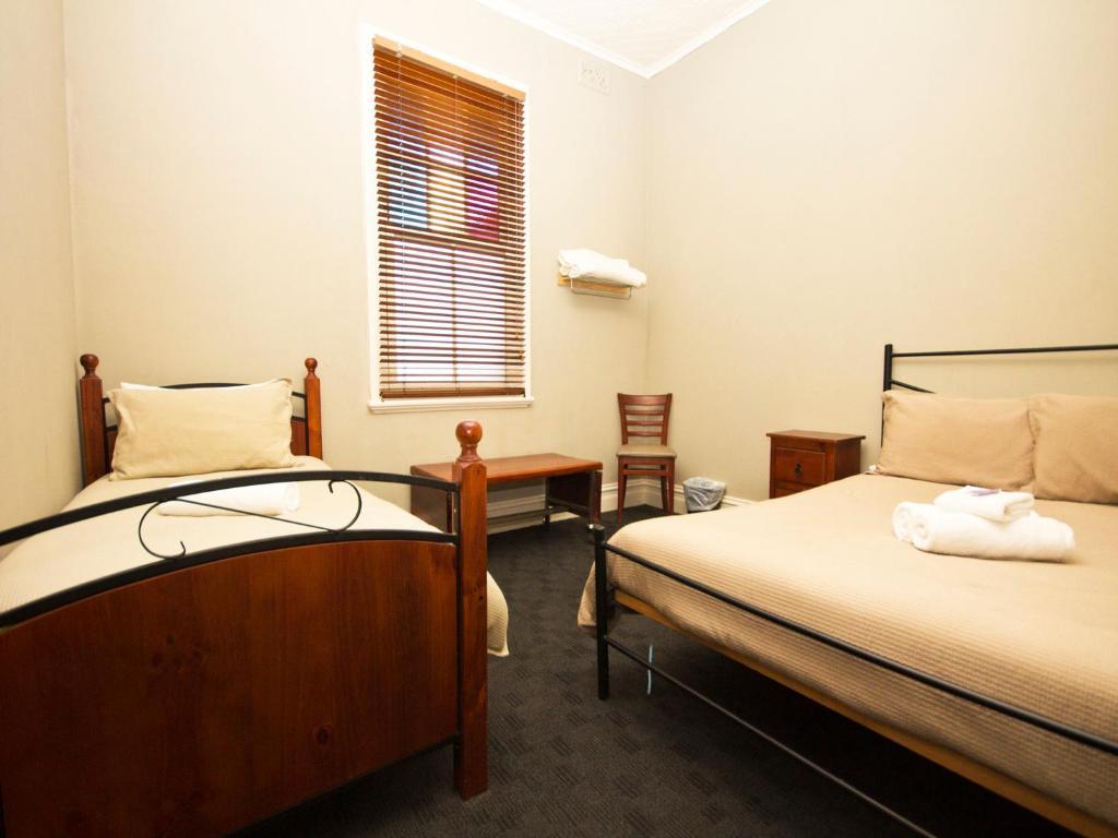 Peden'S Hotel سيسنوك المظهر الخارجي الصورة